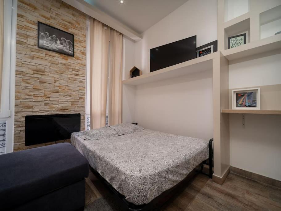 Appartement Tout Equipe 2 A 4 Couchages Au Coeur Du Vieux Port Marseille Luaran gambar